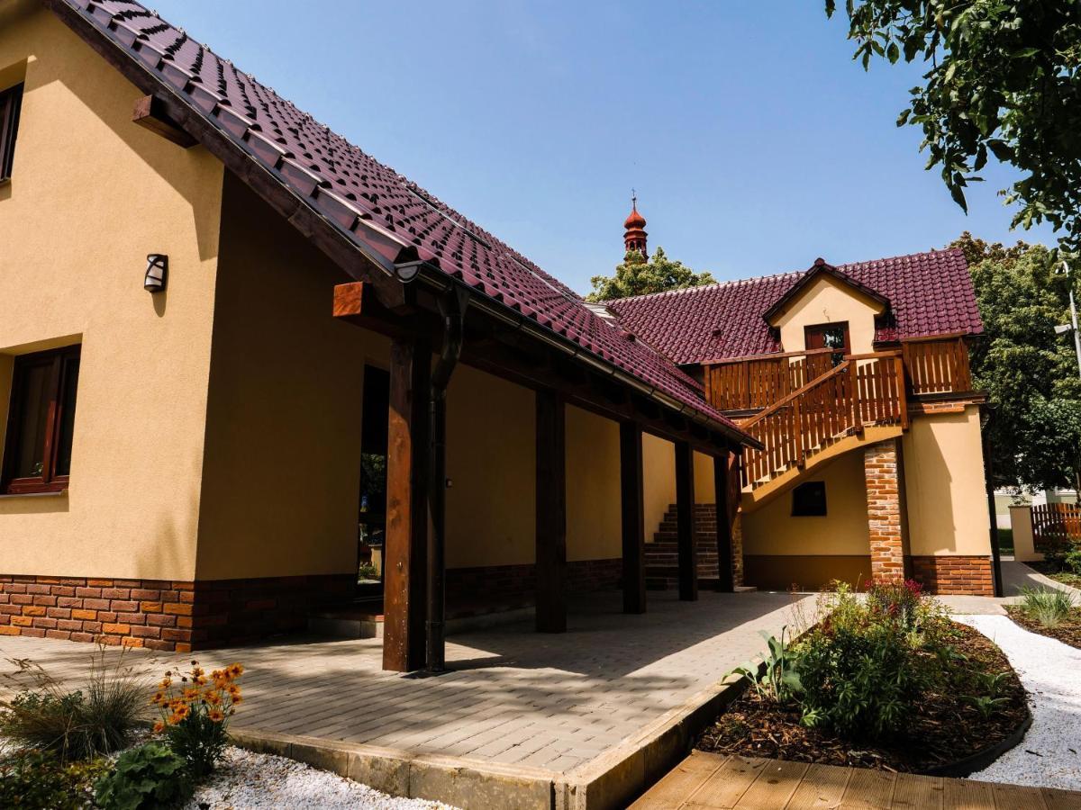 Apartmanový dům 13 Podkroví 1 Seč Exterior foto