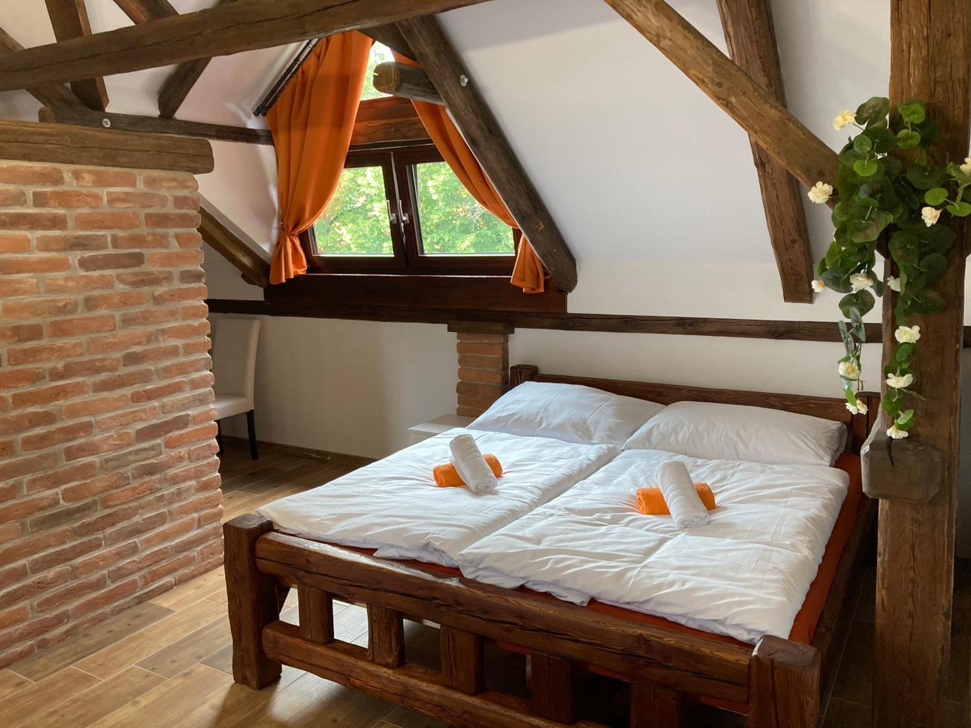 Apartmanový dům 13 Podkroví 1 Seč Exterior foto